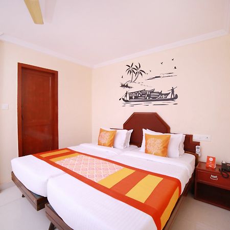 Oyo 7926 Hotel Fort View Thiruvananthapuram Екстер'єр фото